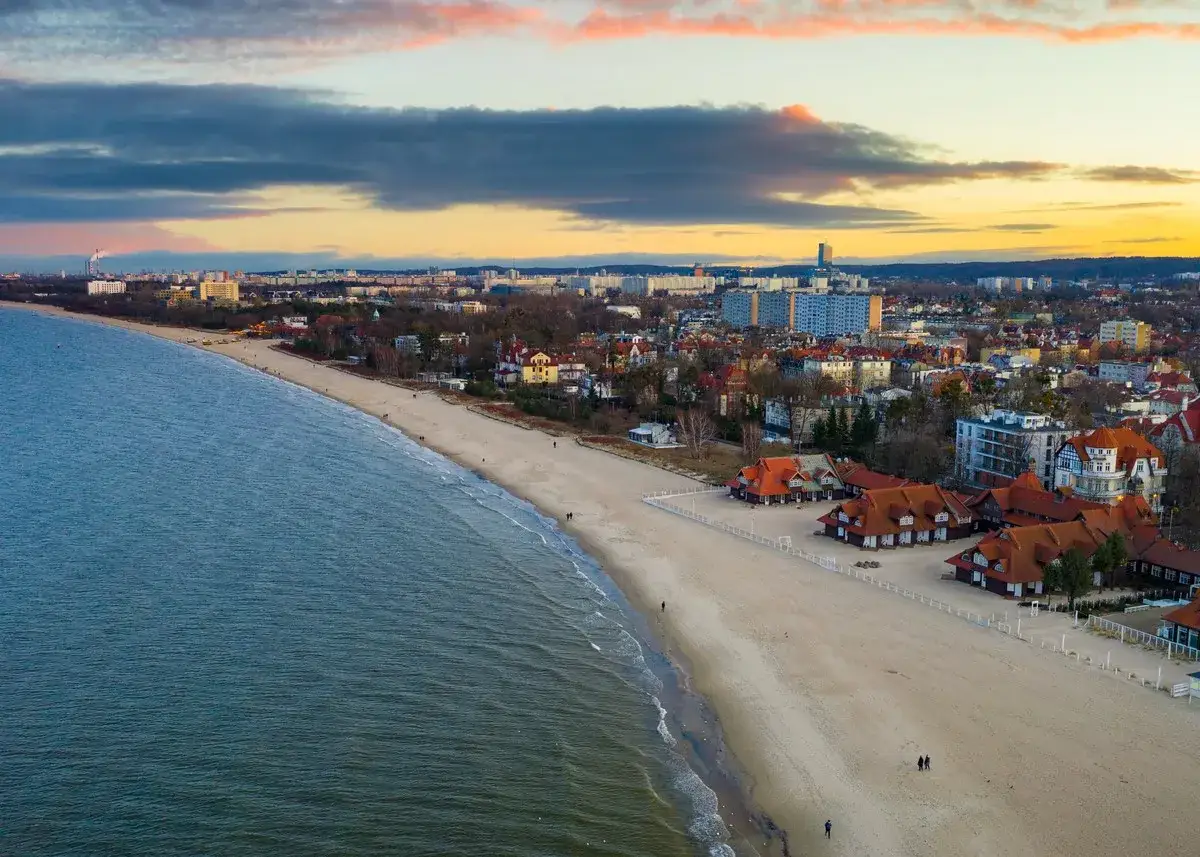 Ile można zarobić na apartamencie nad morzem? Zaskakujące fakty o dochodach