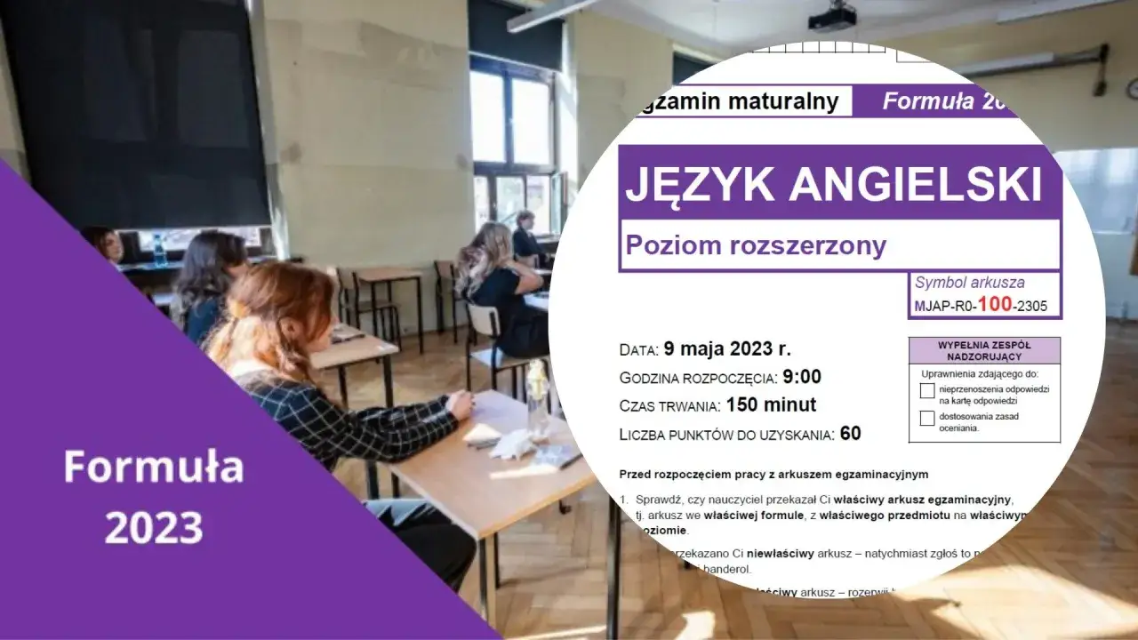 Matura z rozszerzonego angielskiego trwa 150 minut. Uczniowie siedzą w klasie, skupieni na arkuszach egzaminacyjnych.