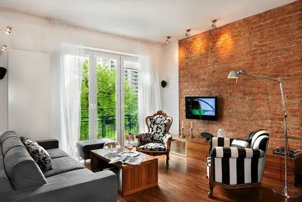 Jak odświeżyć mieszkanie tanim kosztem i uniknąć wysokich wydatków