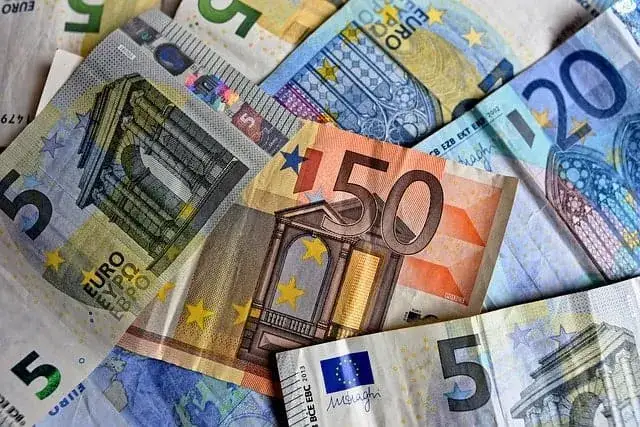 Jaka jest waluta w niemczech? Wszystko o euro w pigułce • Kompendium