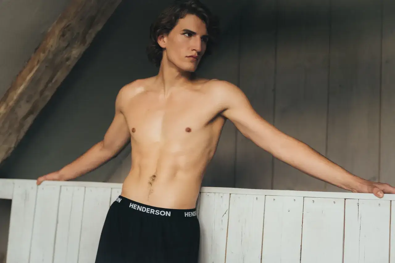 Jak dobrać rozmiar majtek męskich, aby uniknąć niewygodnego dopasowania