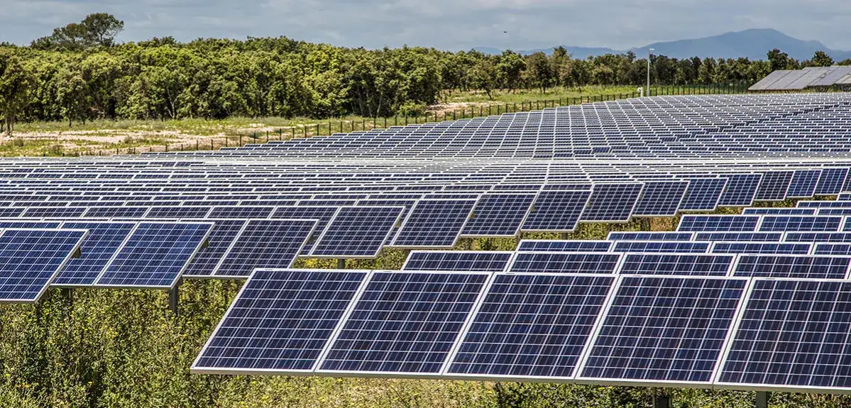 L'énergie solaire : avantages, applications et technologies essentielles