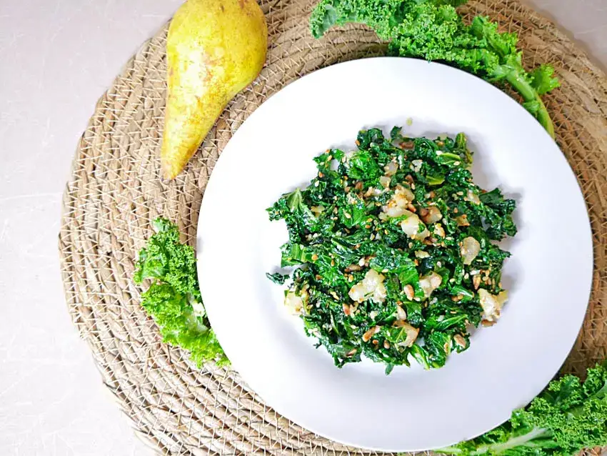 Prosty sposób na jarmuż na patelni – szybki i smaczny przepis