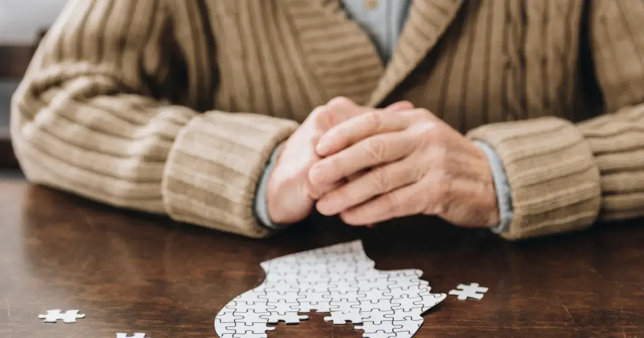 Zapobieganie demencji: 7 kluczowych strategii dla Twojego mózgu