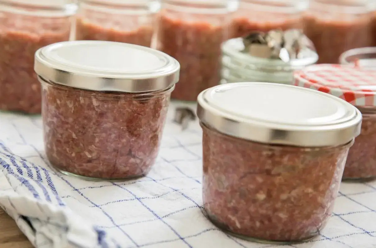 Tyndalizacja mielonki: bezpieczny przepis krok po kroku na lata!