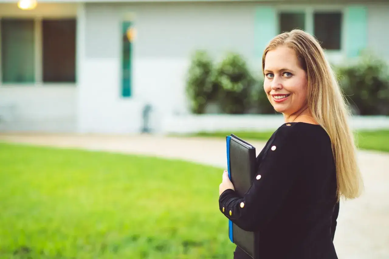 Ile kosztuje wycena nieruchomości? Sprawdź, co wpływa na ceny
