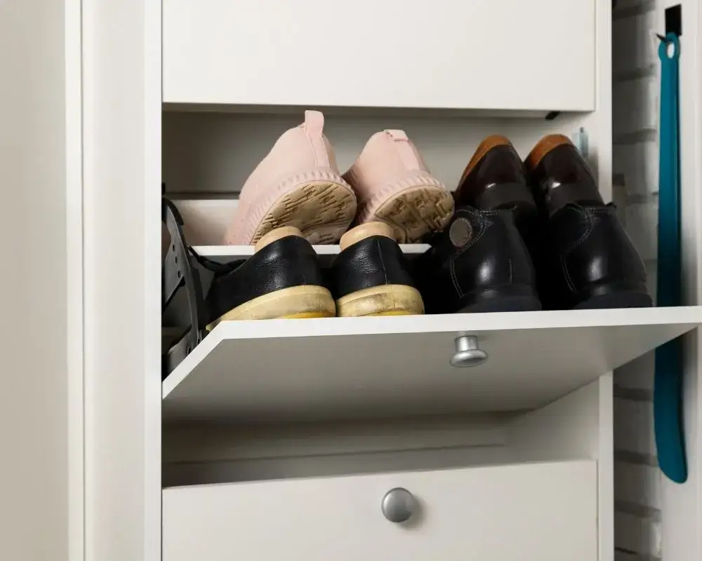Jak zrobić szafkę na buty - proste kroki i materiały, które musisz znać