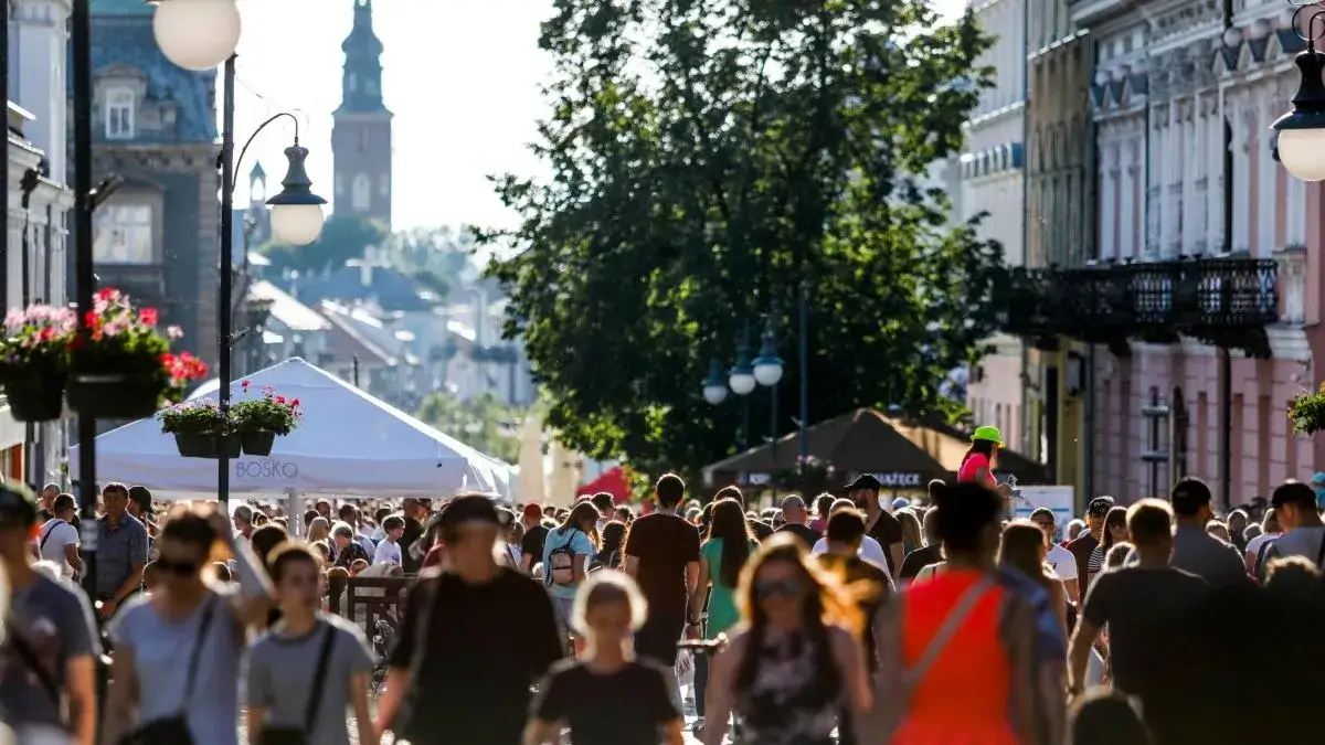 Radom dziś: Co robić? Przewodnik po aktualnych wydarzeniach!