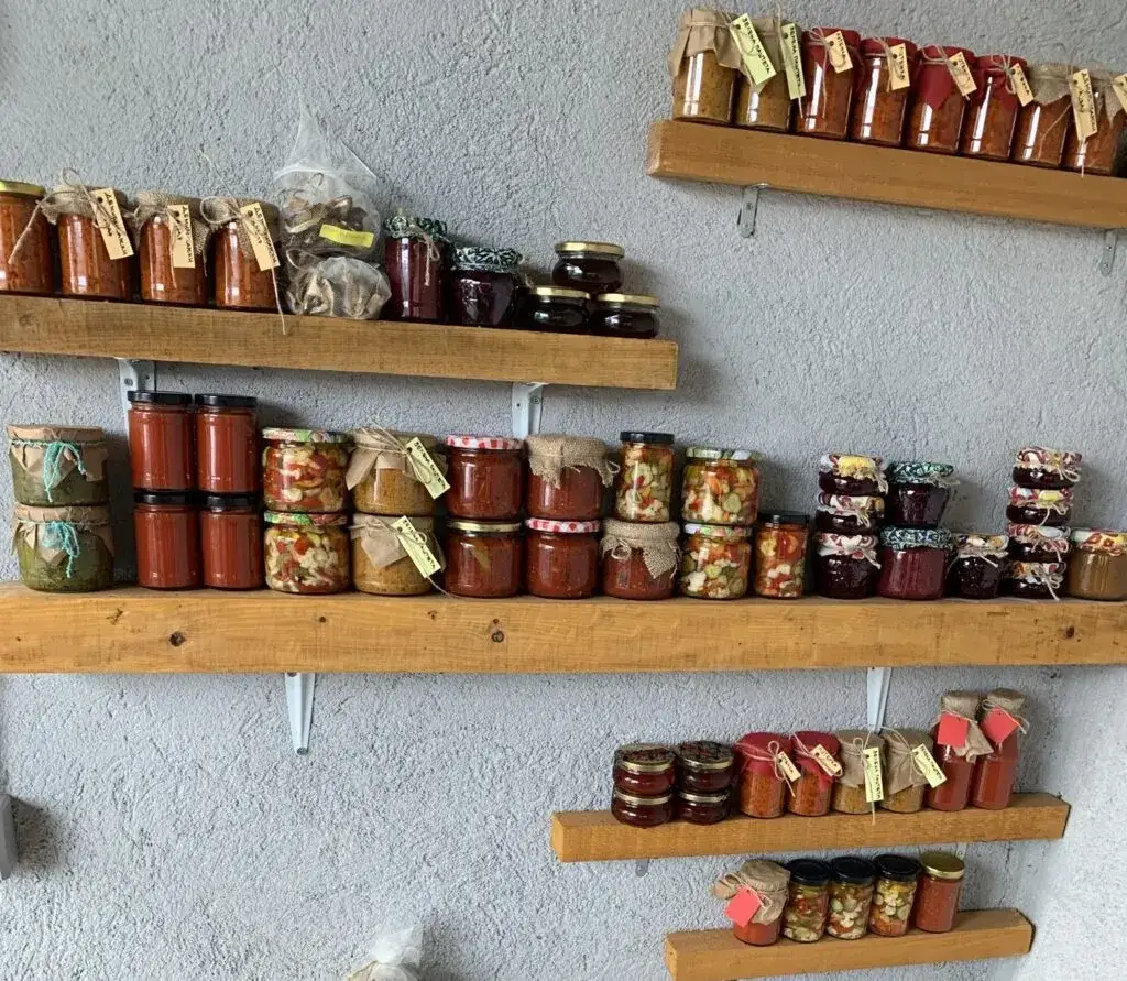 Co i ile przywieźć z Macedonii: Limity i zasady celne 2025