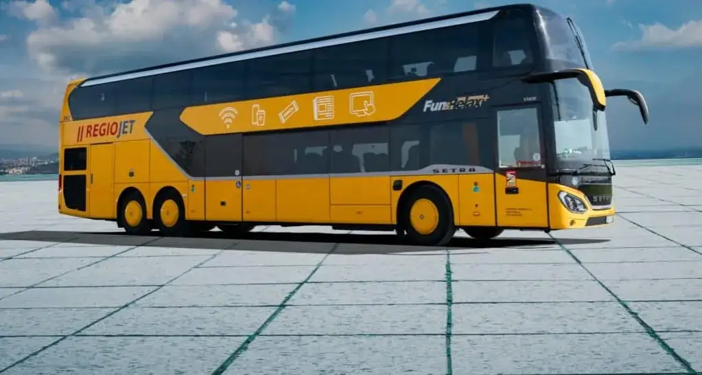 Ile kosztuje bus do Chorwacji? Zaskakujące ceny i ukryte opłaty