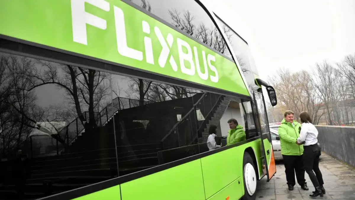 Flixbus Hala Olivia: Gdzie dokładnie jest przystanek? Uniknij pomyłki!