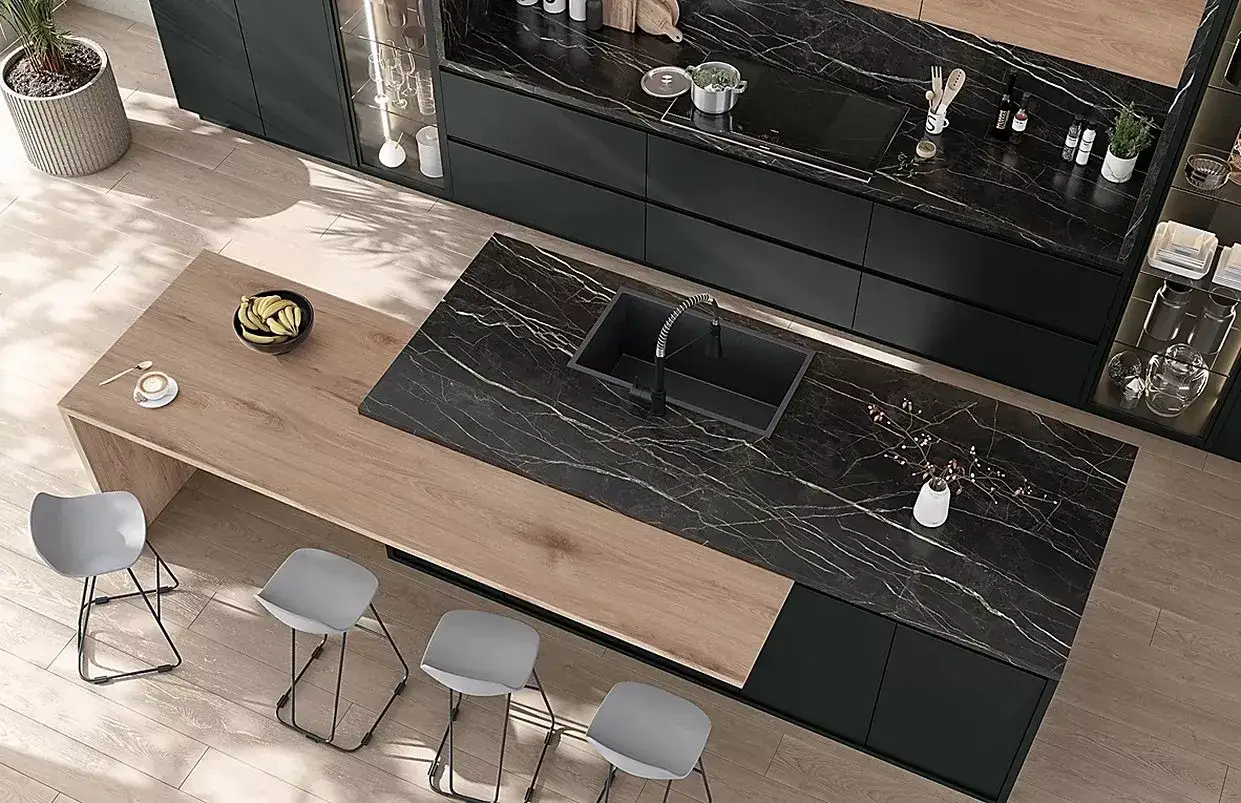 Jak zabezpieczyć blat drewniany przy zlewie? Praktyczny poradnik