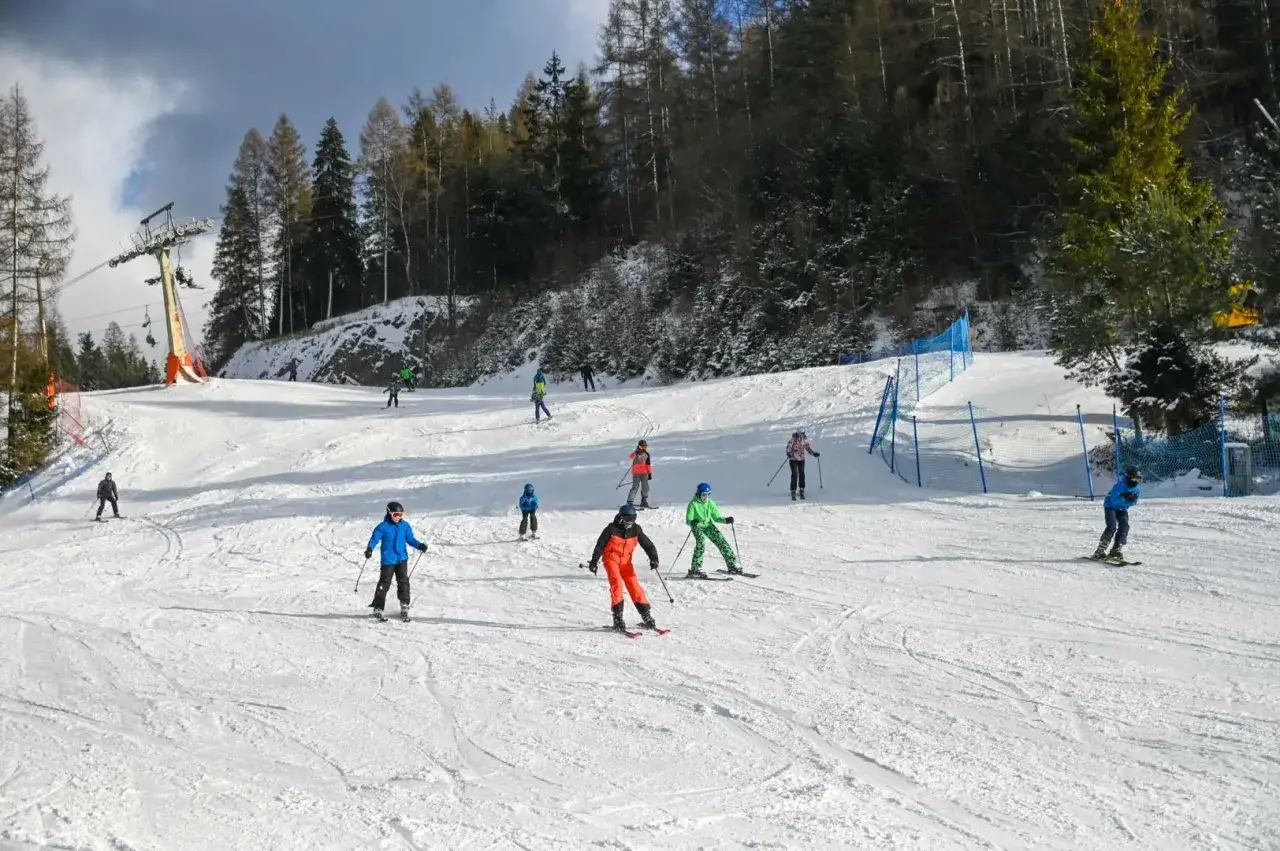 Narty Zakopane luty 2026: Które stoki otwarte? Warunki i ceny