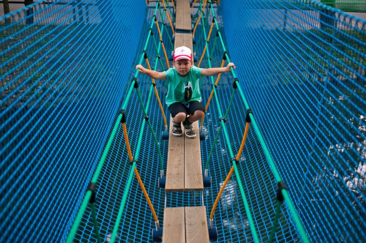 Park linowy Wesoła - idealne miejsce na niezapomniane przygody