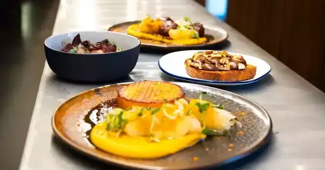 Co zjeść w Lublinie? Odkryj lokalne specjały, które zachwycą