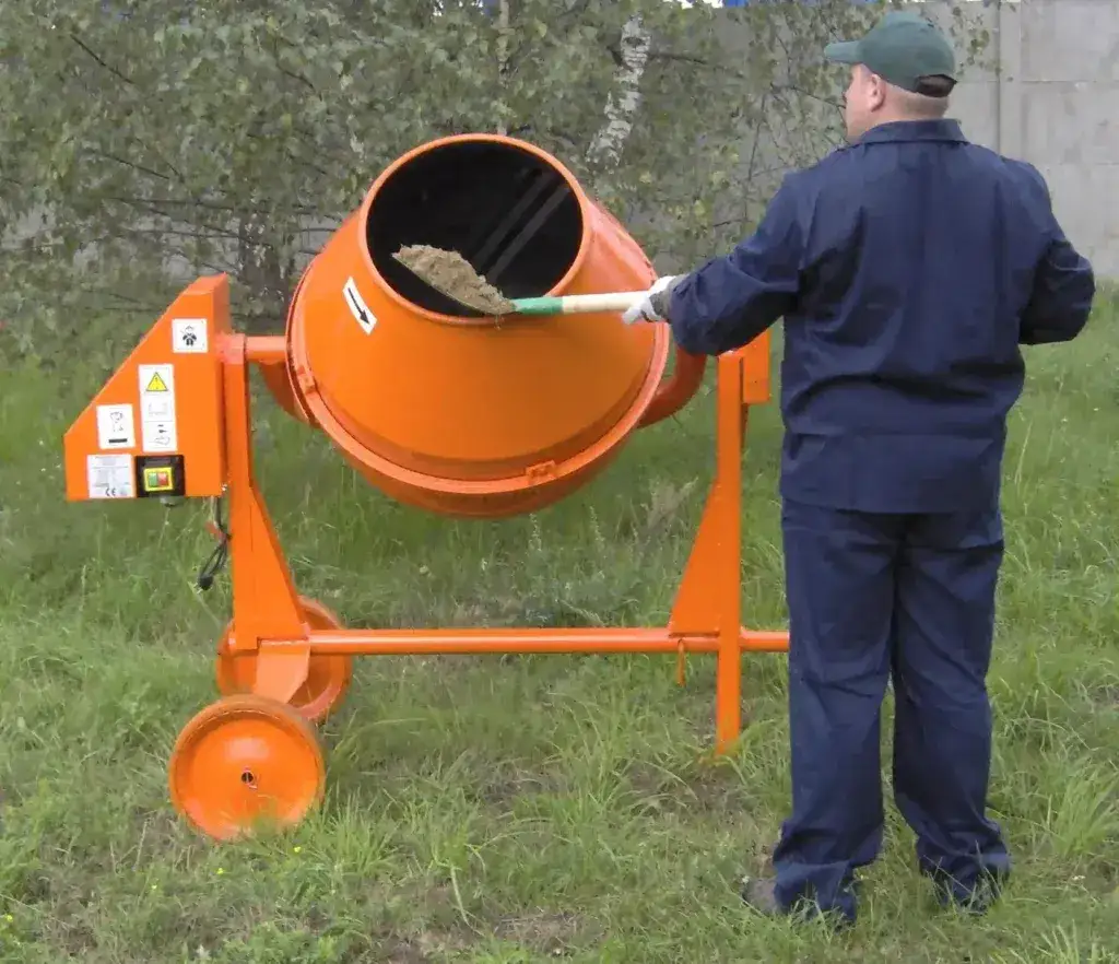 Kierowca betoniarki: Jakie uprawnienia? Kompletny przewodnik