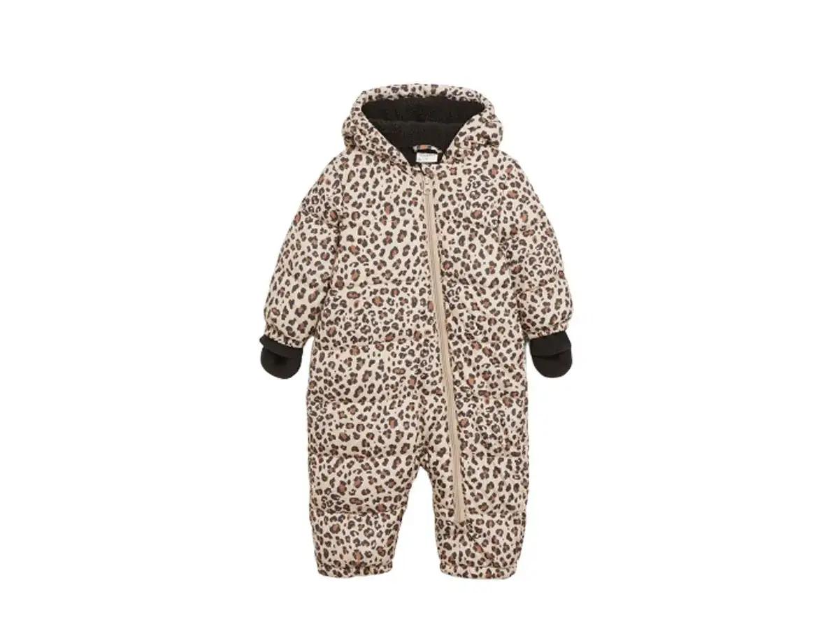 Kombinezon wiosenny dla niemowlaka: Jaki wybrać i nie przegrzać?