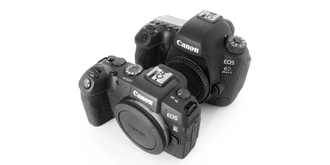 Lustrzanka czy bezlusterkowiec? Wybierz aparat idealny dla siebie!