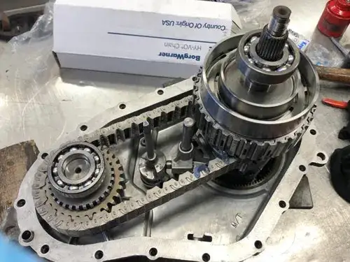 Regeneracja dyferencjału Mercedes: Koniec z wyciem? Sprawdź koszty!