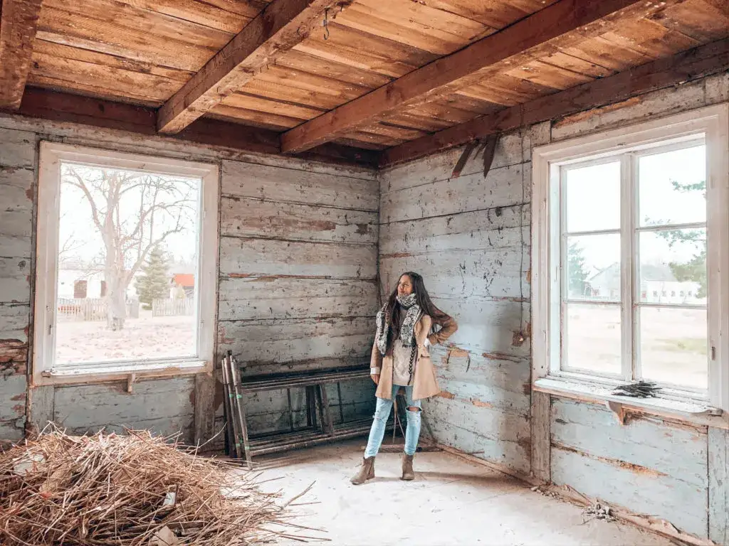 Od czego zacząć remont starego drewnianego domu, aby uniknąć kosztów?