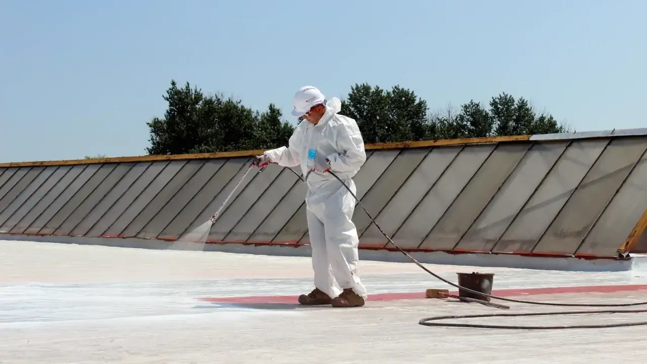 Co na płaski dach? Najlepsze materiały i techniki, które musisz znać