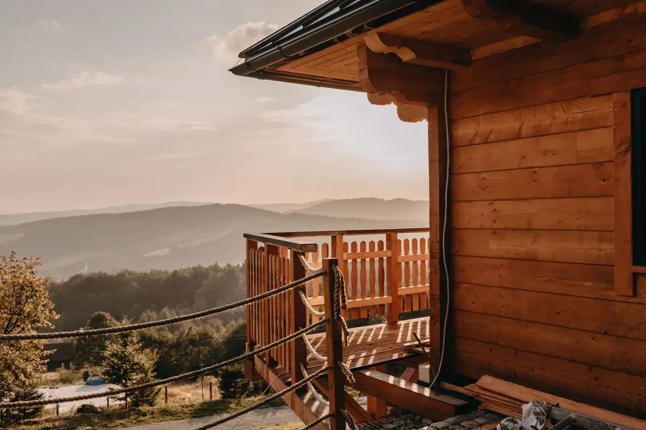 Góry Stołowe nocleg: Jak wybrać idealne miejsce dla siebie?