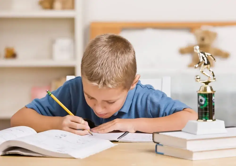 Szkoła w Chmurze: Czy warto? Wady, zalety, koszty i opinie.