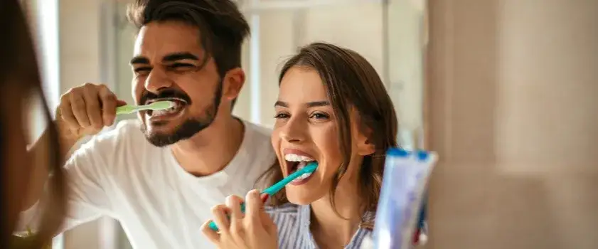 Co wzmacnia zęby i dziąsła? Odkryj skuteczne sposoby na zdrowie jamy ustnej