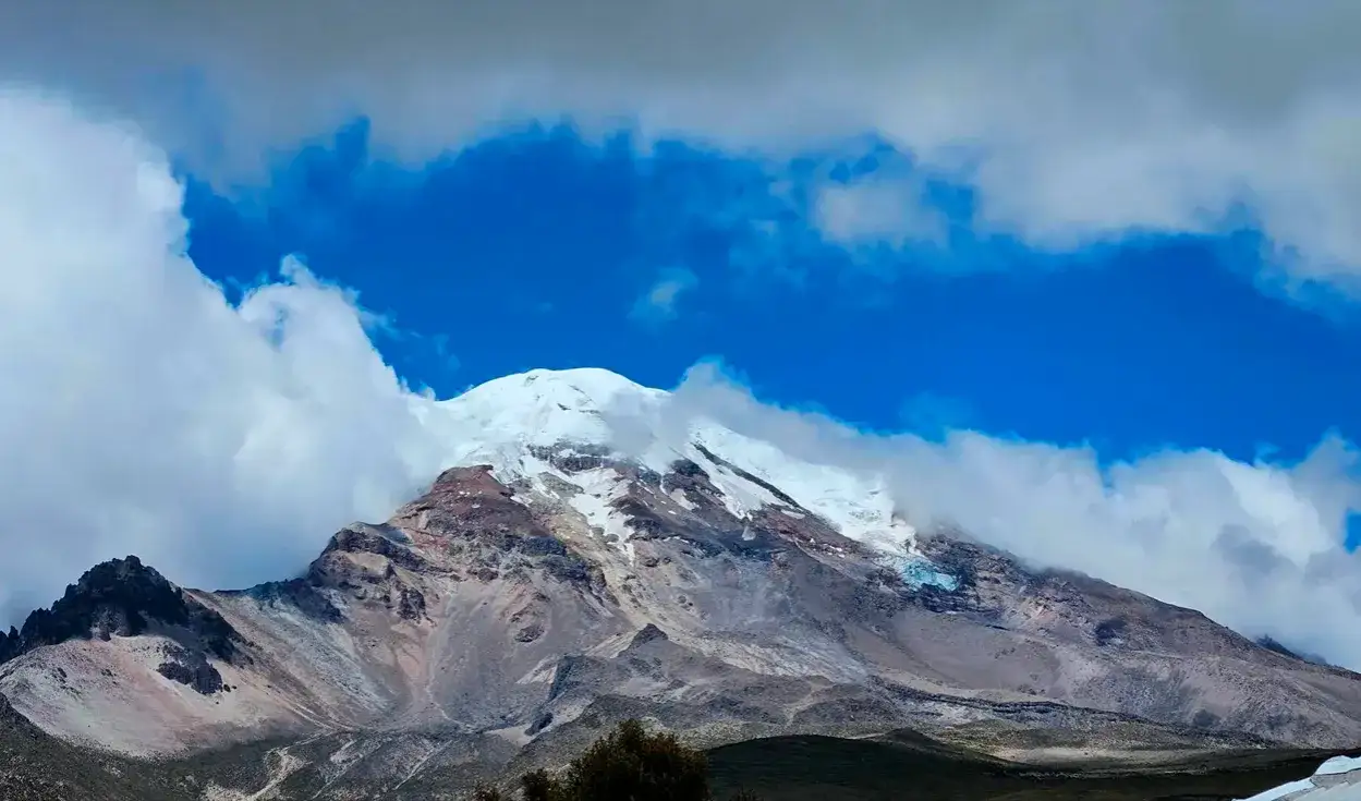 ¿Cuál es la montaña más grande? La sorprendente verdad de 3 cumbres