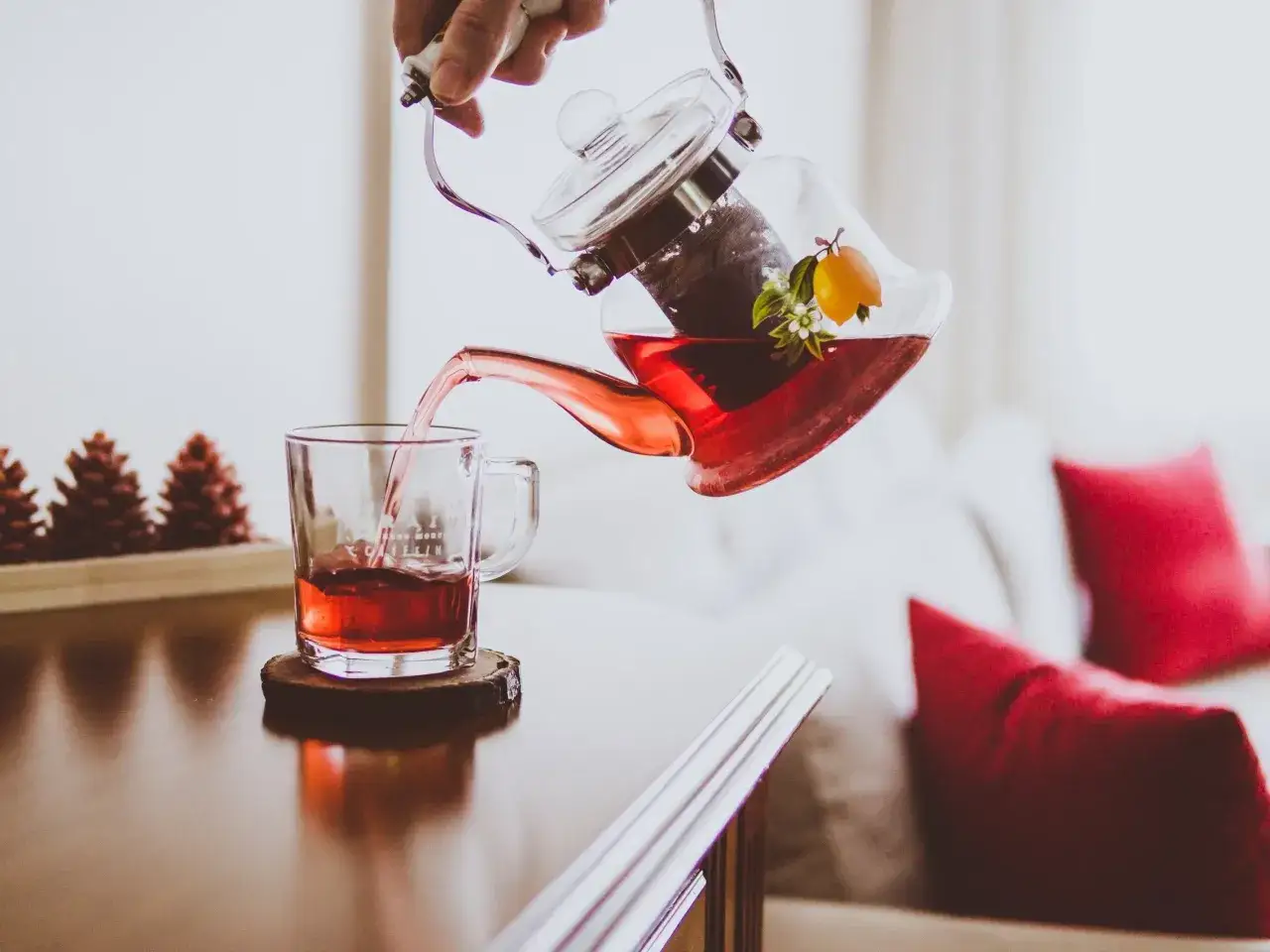 Czy mocna herbata jest zdrowa? Poznaj korzyści i zagrożenia