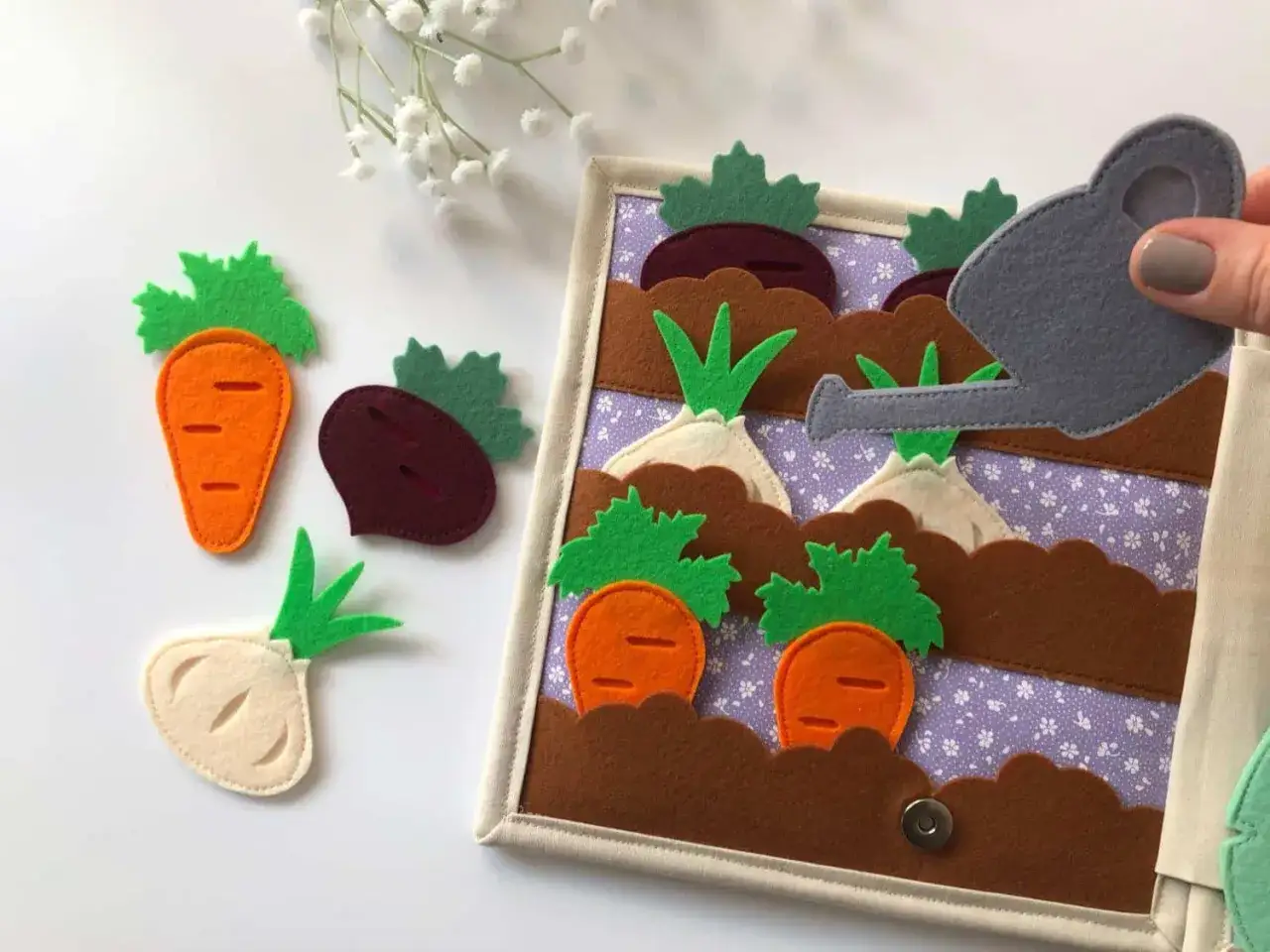 Książka sensoryczna dla 3-latka: Jak wybrać idealną i bezpieczną?