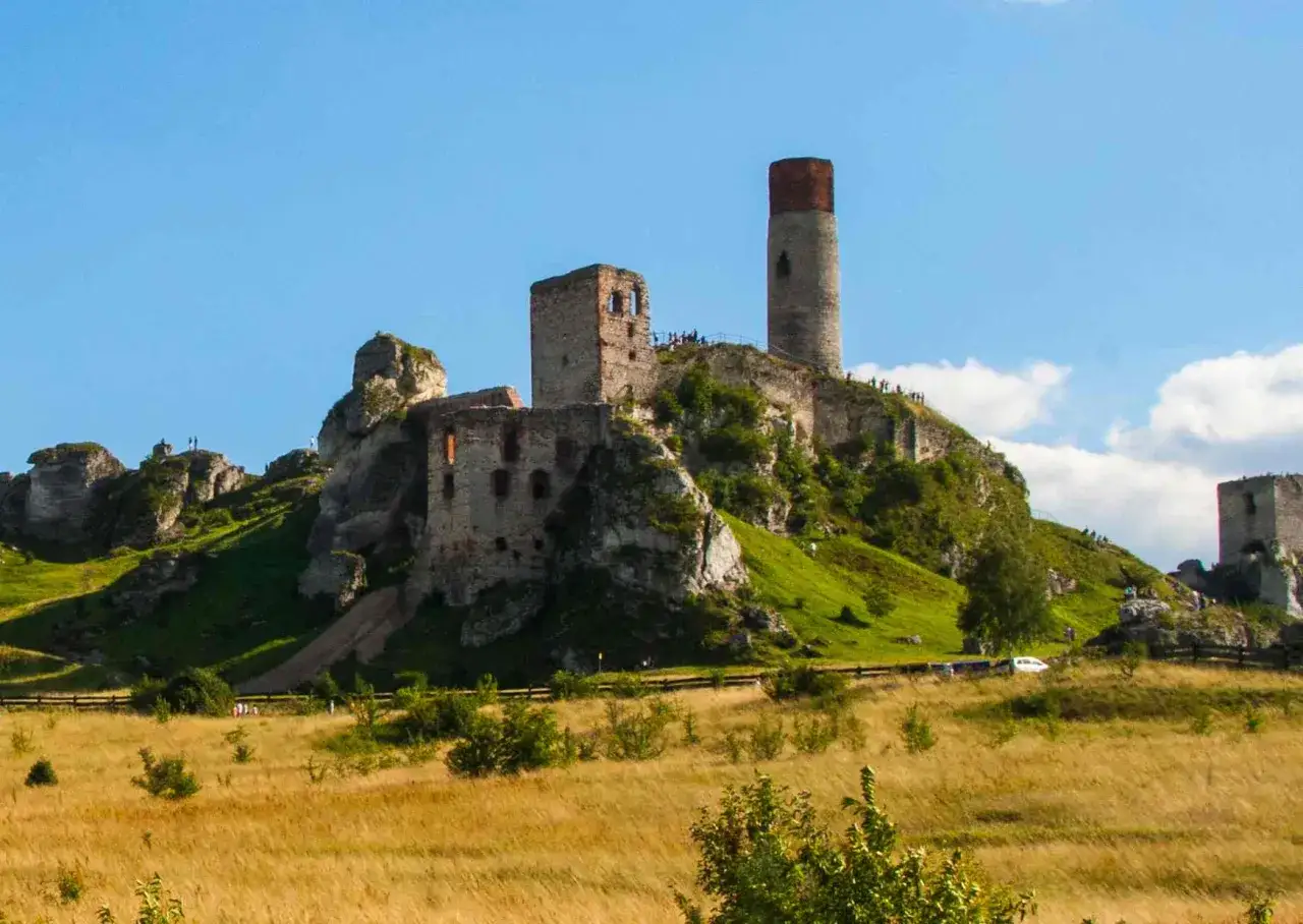 Wapienne atrakcje - odkryj najpiękniejsze miejsca i szlaki turystyczne
