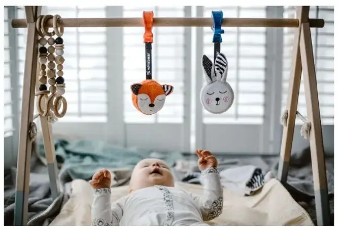 Najlepsze szumiące zabawki, które pomogą Twojemu dziecku zasnąć