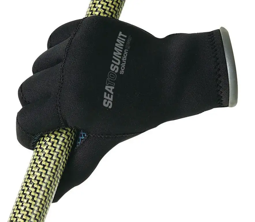 Jakie rękawiczki na kajak wybrać, aby zapewnić komfort i bezpieczeństwo?