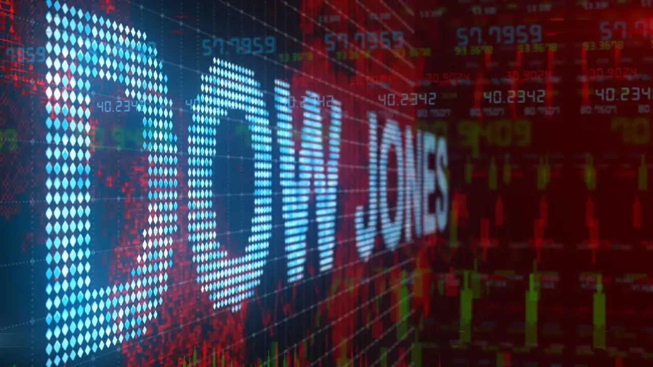Cyfrowy wykres giełdowy z napisem "DOW JONES" w formie pikseli. Kolory czerwony i niebieski dominują, sugerując zmienność rynku. Dow Jones co to? To jeden z najważniejszych indeksów giełdowych.