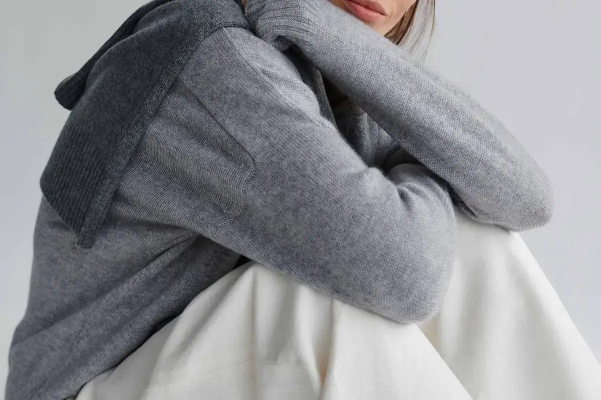 Kaszmir: Jak wybrać idealny sweter? Przewodnik po markach i jakości