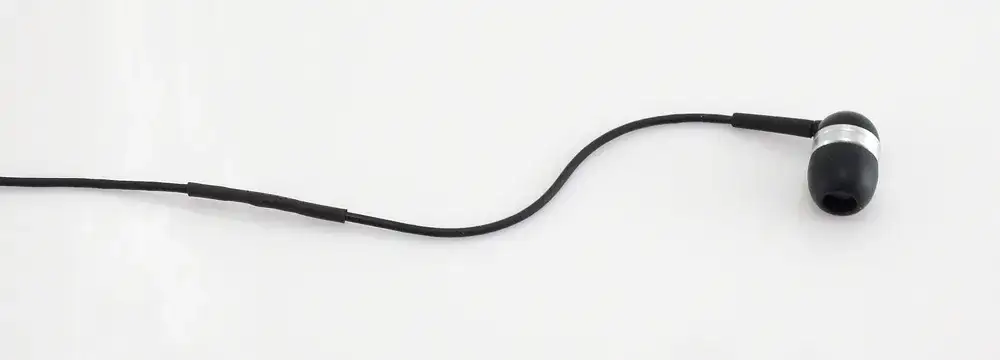 Jak naprawić kabel od słuchawek i uniknąć kosztownych błędów