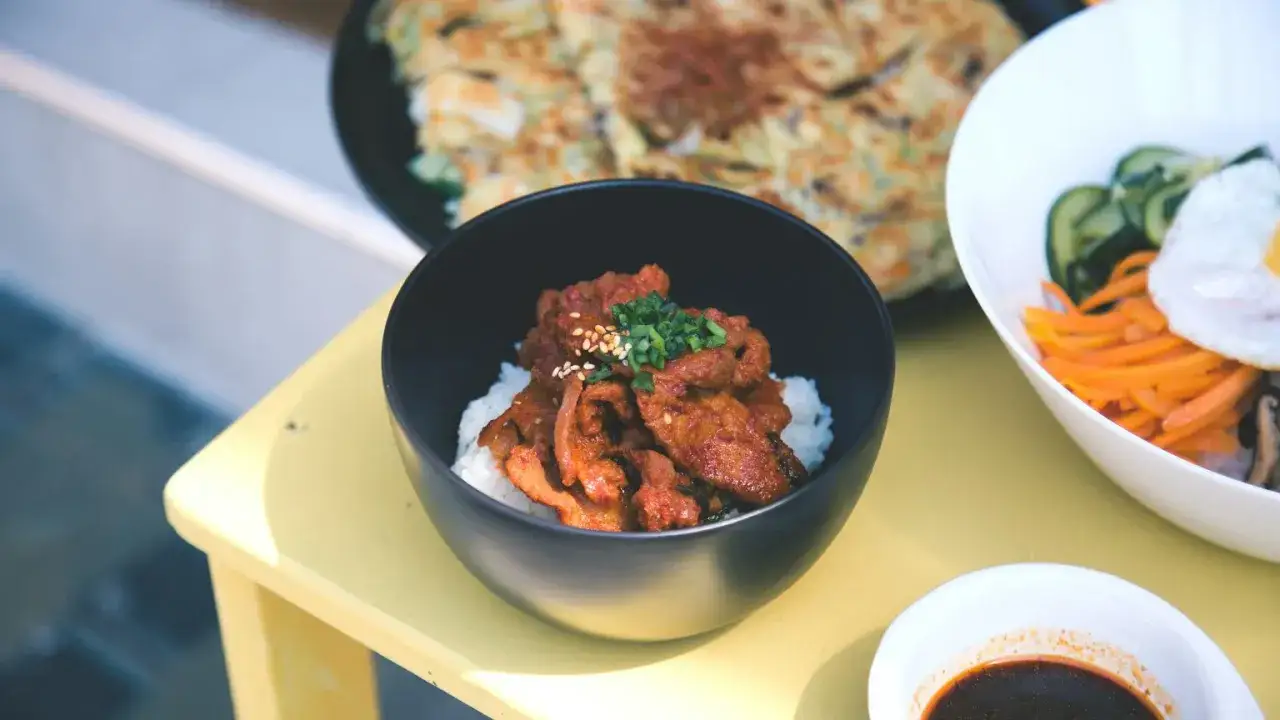 Kurczak jak z chińskiej restauracji - proste przepisy na smaki Azji