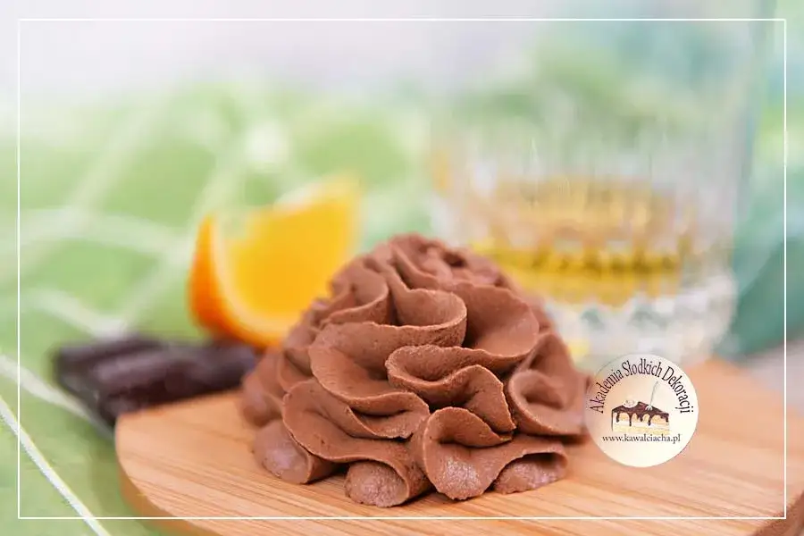 Krem whisky: Jak wykorzystać w kawie, drinkach i deserach? Przepisy