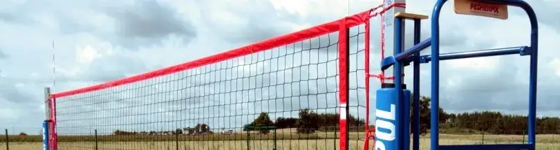 Profesjonalny sprzęt siatkarski: najważniejsze akcesoria i gdzie je kupić