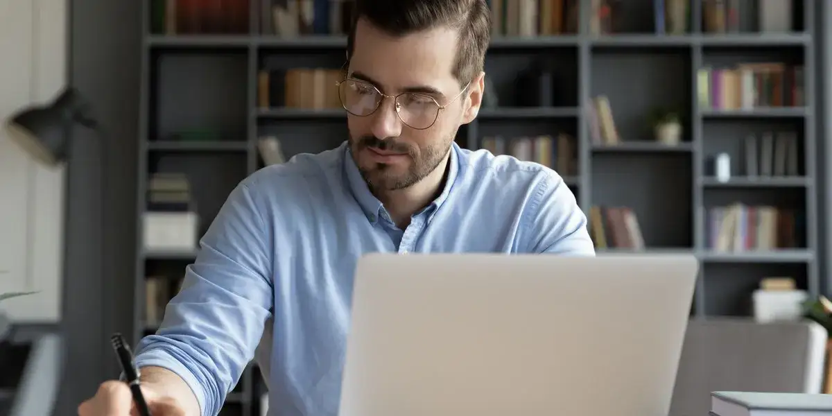 Co zaliczamy do stażu pracy? Sprawdź, co możesz stracić!