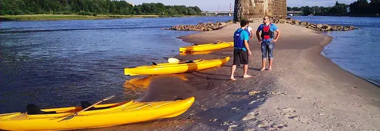 Ile kosztują kajaki? Sprawdź ceny wynajmu i ukryte koszty