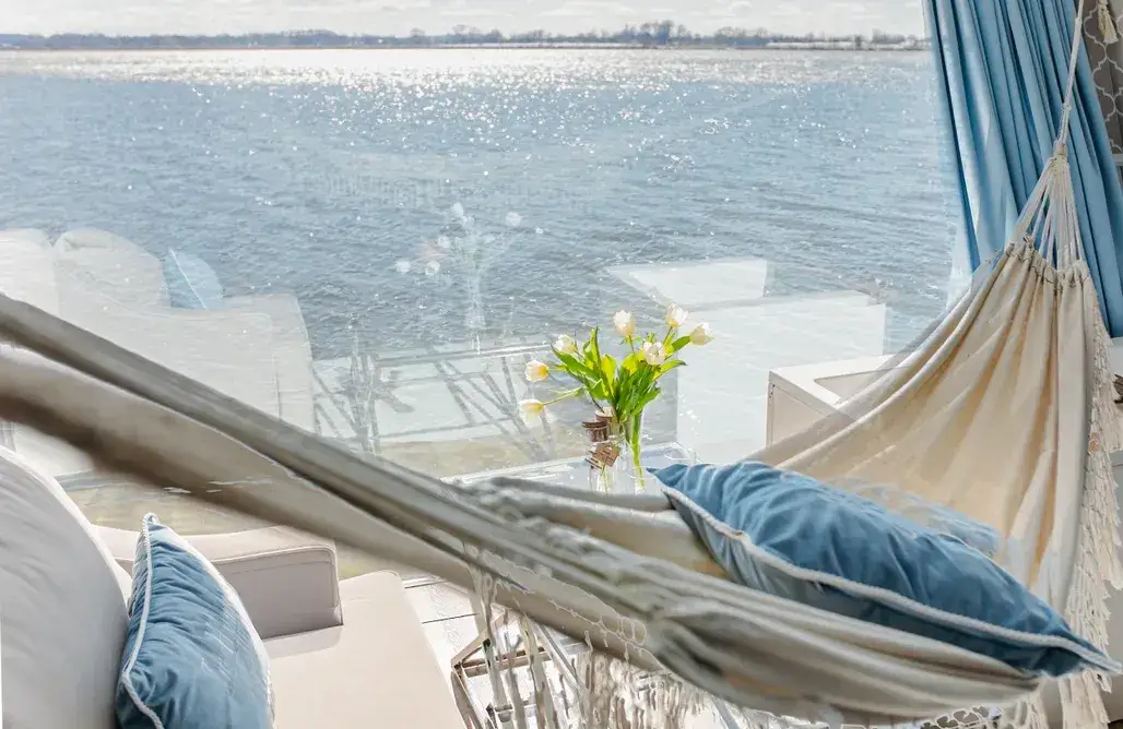 Domki na wodzie Jamno: Luksusowy relaks blisko Bałtyku?