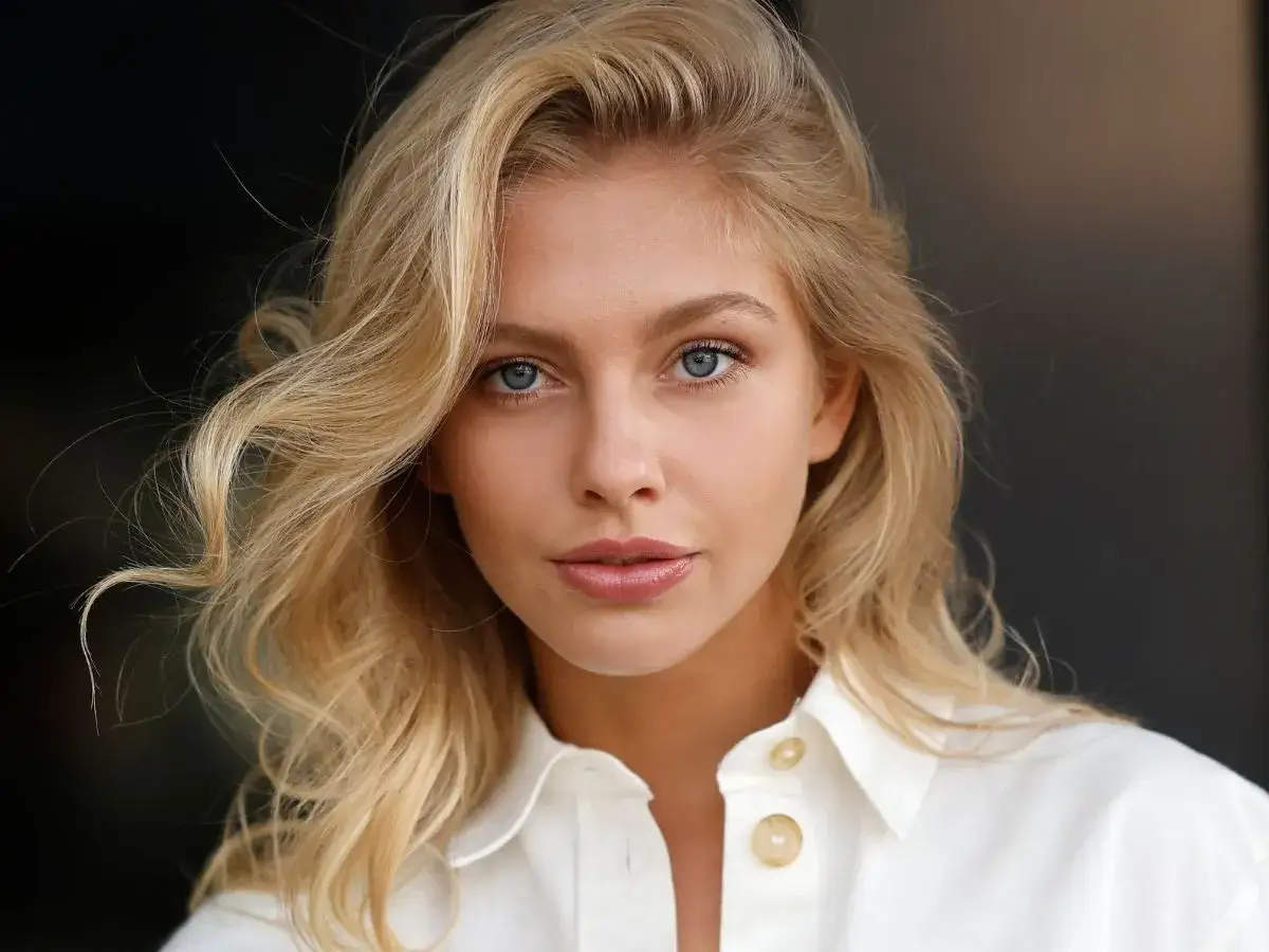 Piękne, zdrowe blond włosy, które wspaniale się układają. To z pewnością **Olaplex efekty**!