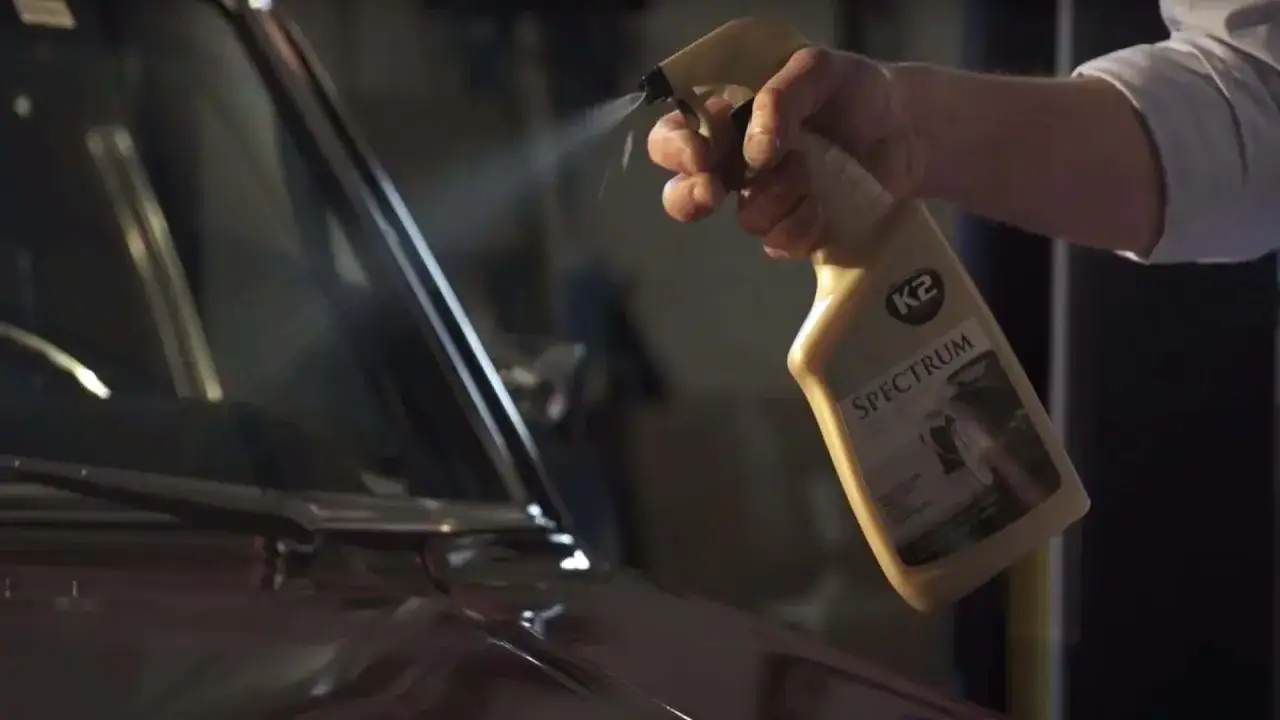 Wosk czy pasta do samochodu? Poznaj różnice i wybierz mądrze