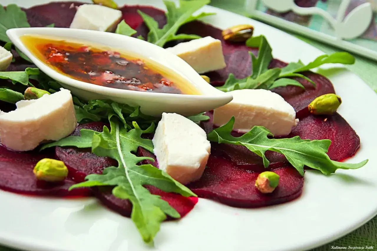 Sekret carpaccio z buraków z kozim serem: przepis i triki Oskara