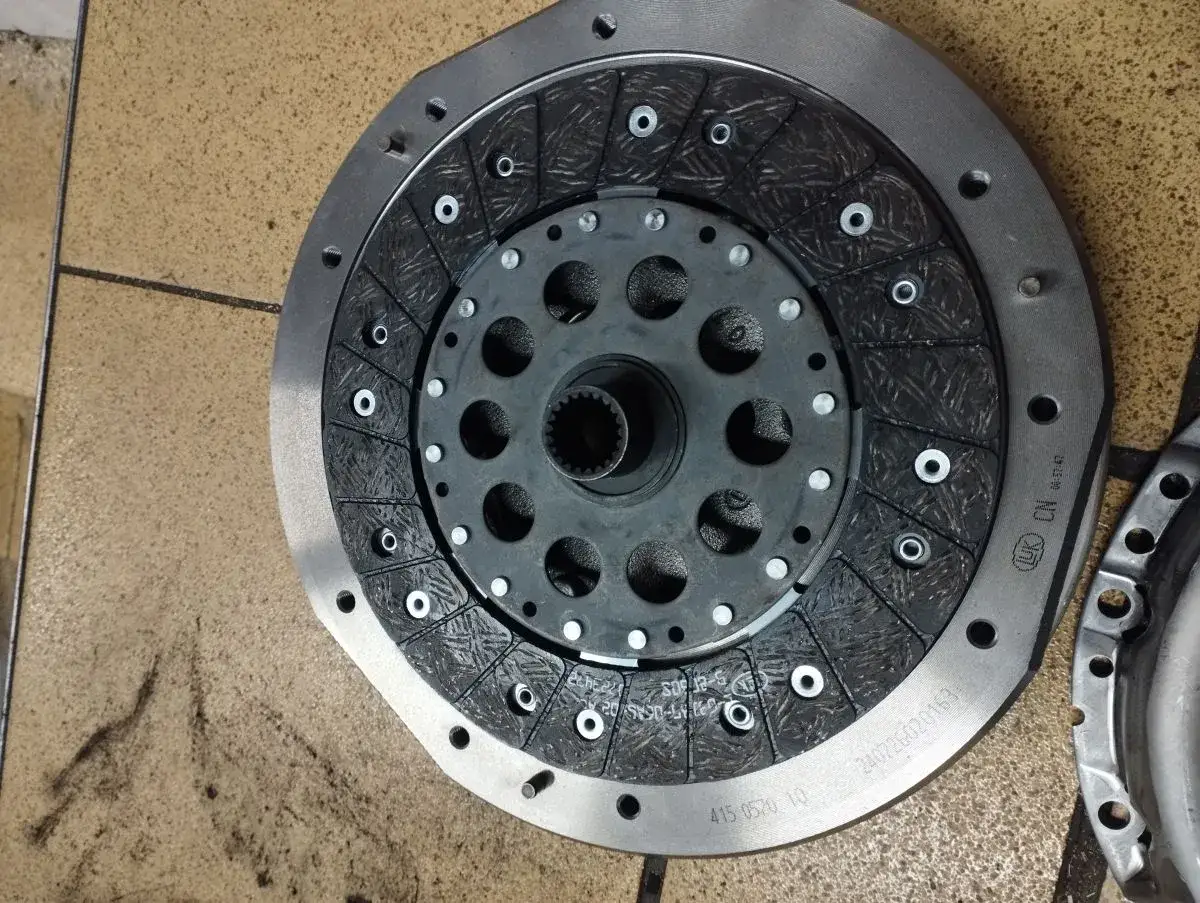 Którą stroną założyć tarczę sprzęgła luk – uniknij błędów montażu i zniszczenia