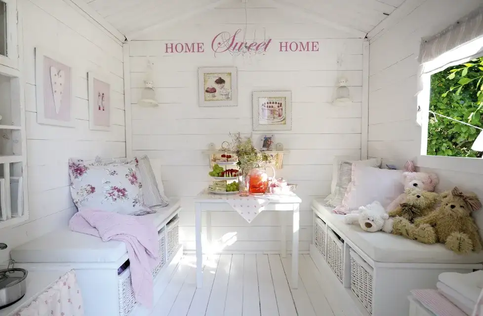 Jak urządzić domek dla dzieci w środku, by był bezpieczny i kreatywny