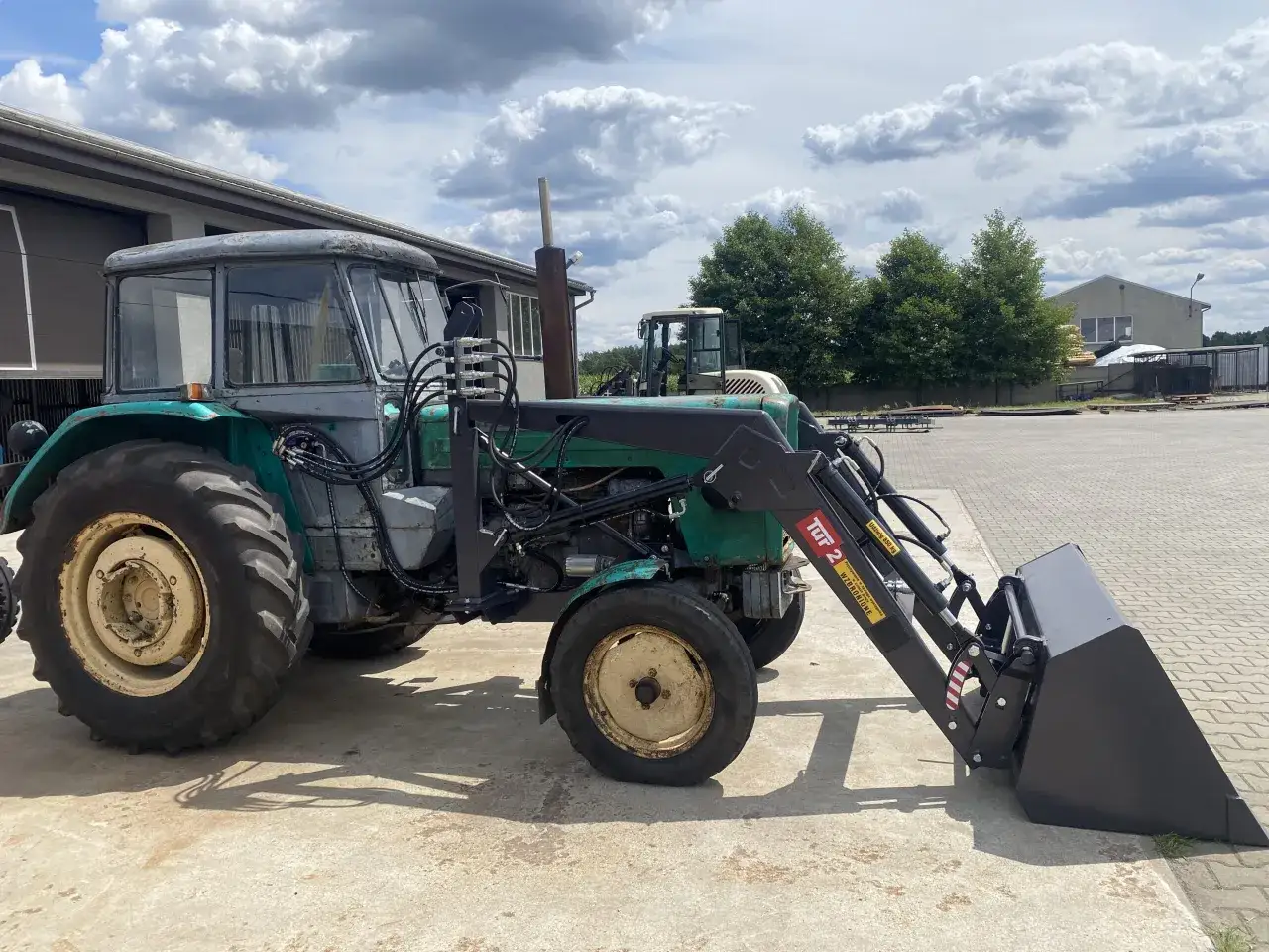 Ile waży ciągnik C 360? Zaskakujące różnice w wadze!