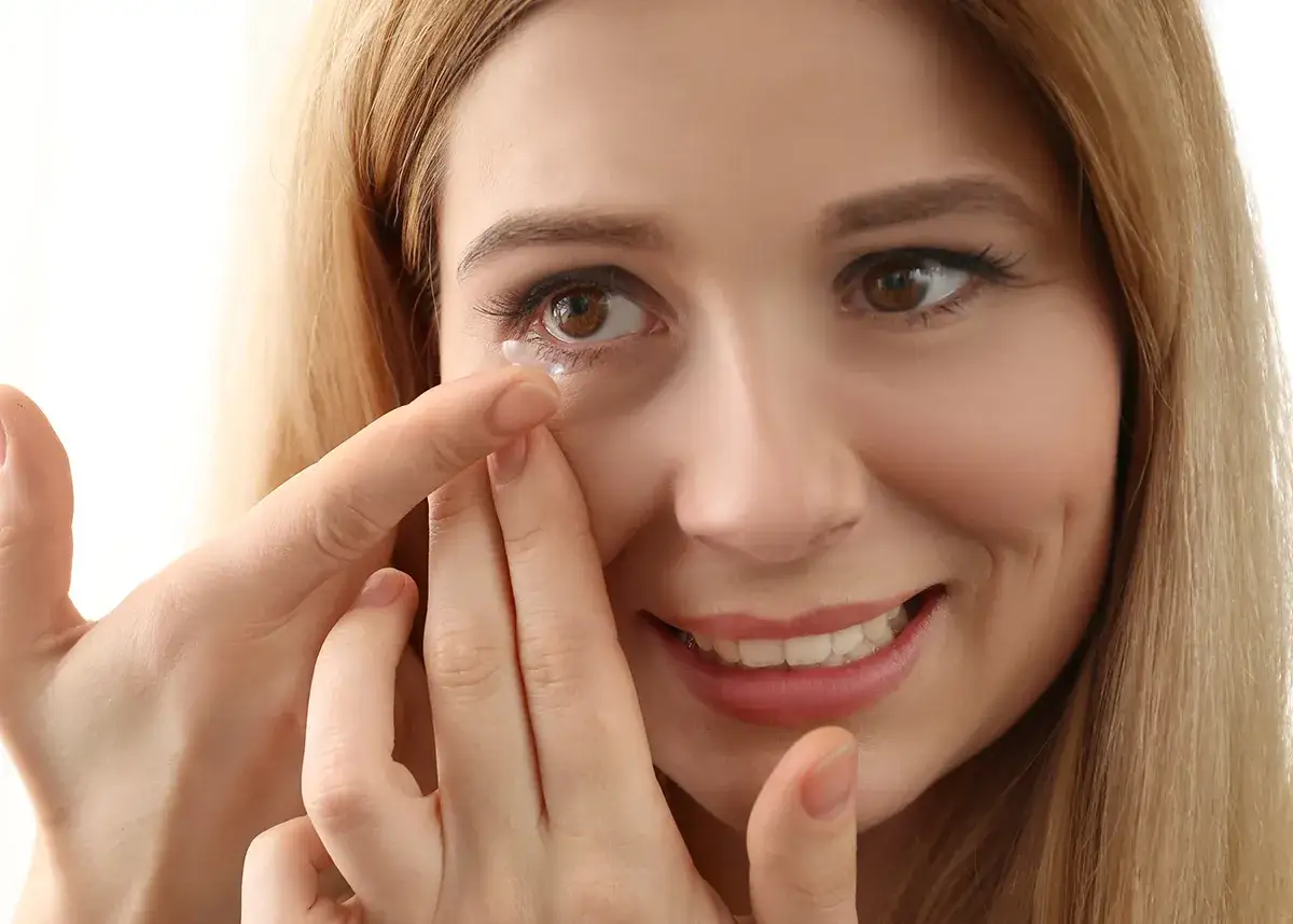 Soczewki dla każdego? Kto naprawdę może je nosić rozwiewamy mity.